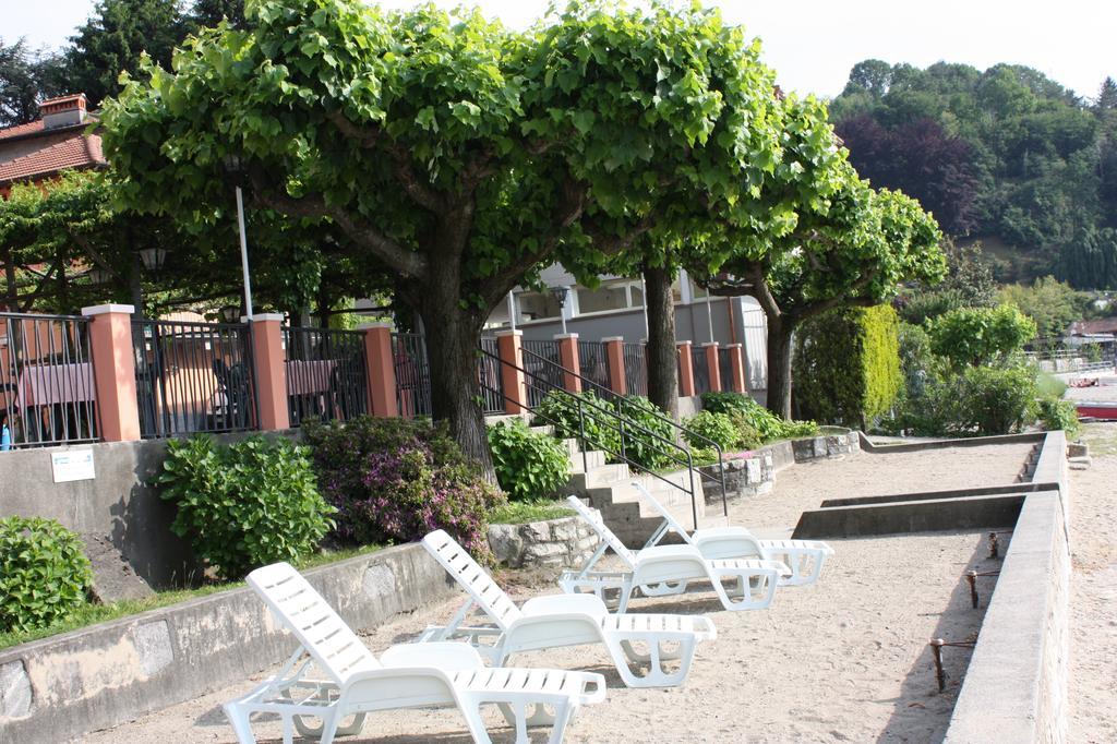 Albergo Riva 레노 디 레기우노 외부 사진