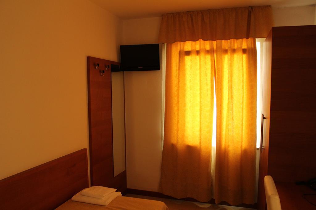Albergo Riva 레노 디 레기우노 객실 사진